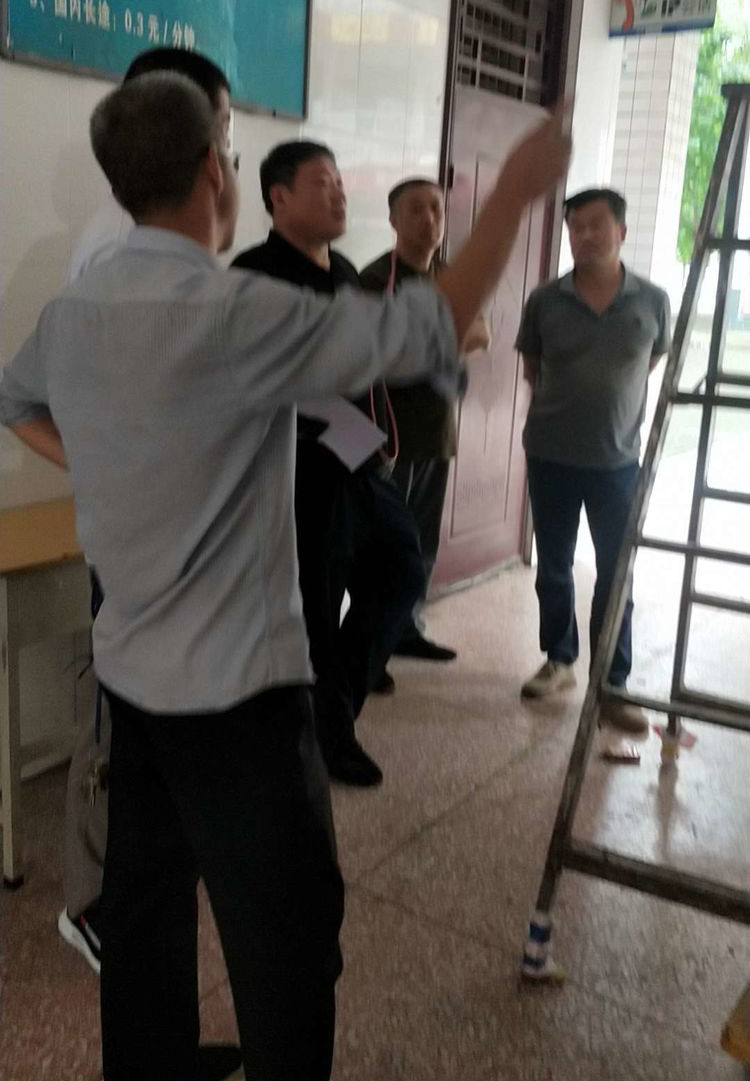 盧氏縣教育局,財政局對盧氏一高節電產品工程進行驗收！(圖3)